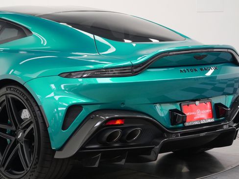 Used 2025 Aston Martin V8 Vantage Coupe image 44