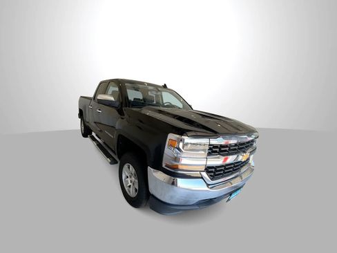 Used 2017 Chevrolet Silverado 1500 LT AWD/4WD image 2