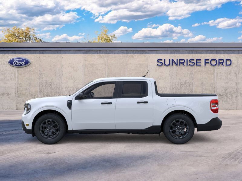 New 2026 Ford Maverick XLT w/ XLT Luxury Package FWD image 3