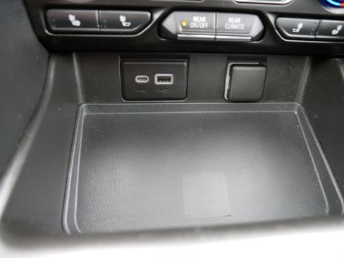 Used 2021 Chevrolet Tahoe RST image 33