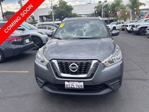 Used 2019 Nissan Kicks SV w/ Exterior Package FWD image 9
