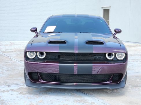 Used 2022 Dodge Challenger SRT Hellcat w/ SRT Black Package RWD image 3