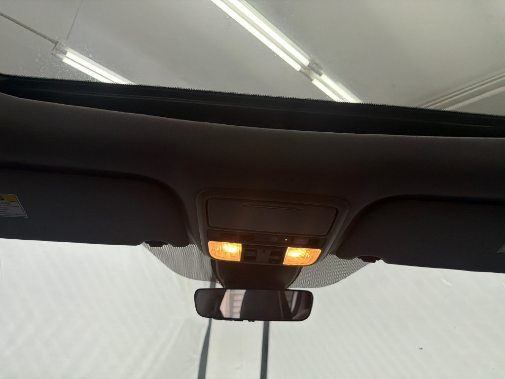 Used 2024 Honda Odyssey Elite image 24