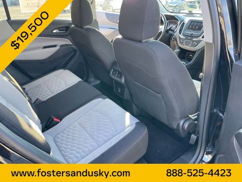Used 2020 Chevrolet Equinox LT w/ Driver Convenience Package image 23