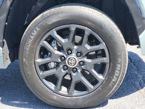 Used 2024 Toyota Tundra Platinum image 8