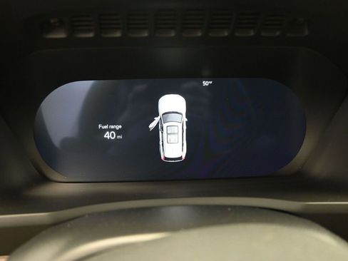 New 2026 Volvo XC90 B6 Plus w/ Protection Package Premier AWD/4WD image 12