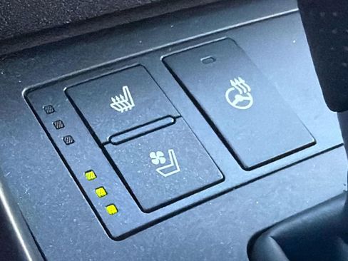Used 2024 Lexus IS 350 F Sport w/ Navigation Package RWD image 20