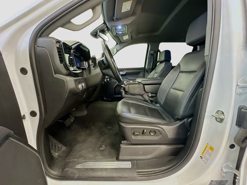 Used 2025 GMC Sierra 1500 SLT image 13