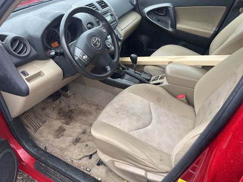 Used 2012 Toyota RAV4 4WD w/ Value Pkg image 5