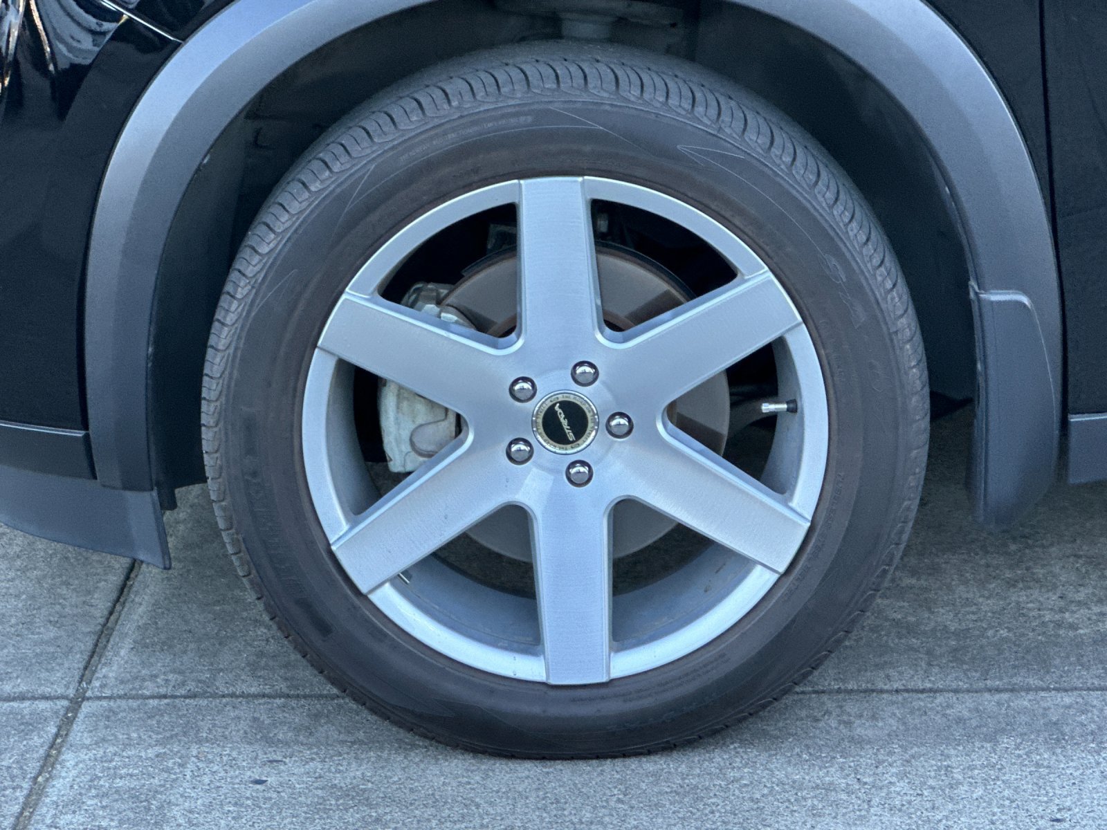 Used 2024 Nissan Pathfinder SL AWD/4WD image 24