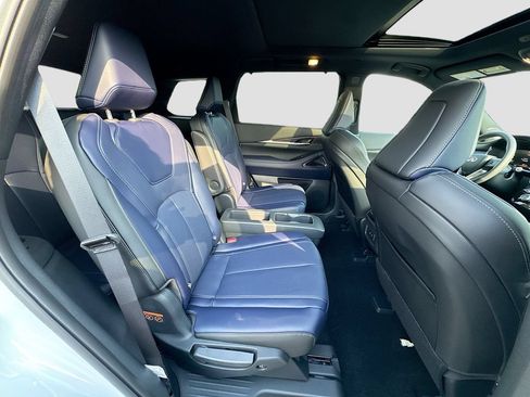 Certified 2026 INFINITI QX60 Sport w/ Dark Cargo Package AWD/4WD image 31