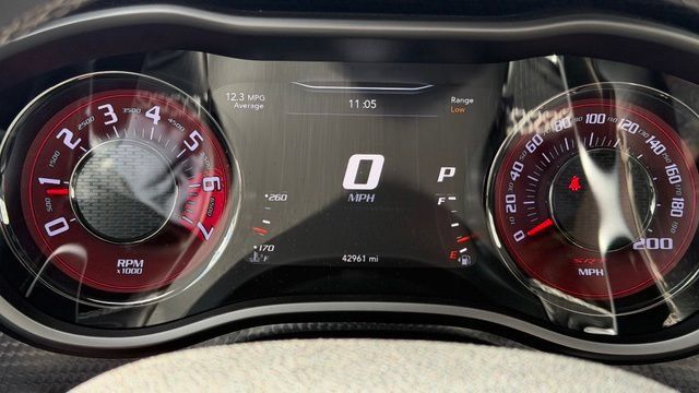 Used 2018 Dodge Challenger SRT Hellcat RWD image 21