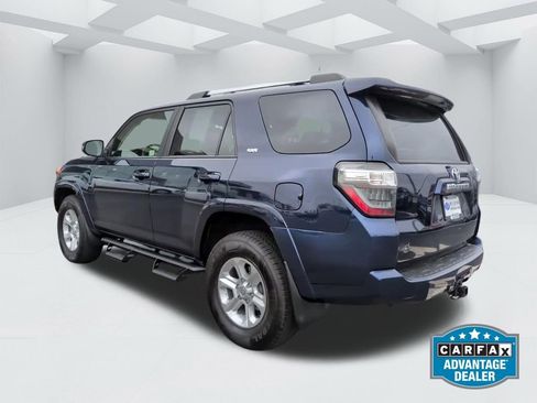 Used 2022 Toyota 4Runner SR5 Premium w/ Moonroof Package AWD/4WD image 7