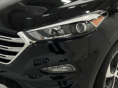 Used 2017 Hyundai Tucson Limited w/ Limited Ultimate Package 03 FWD image 32