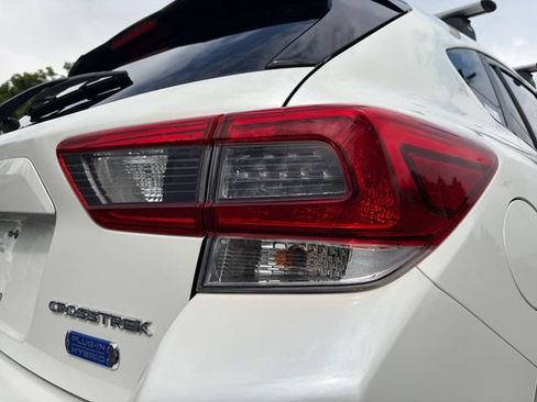 Used 2023 Subaru Crosstrek Hybrid AWD/4WD image 15