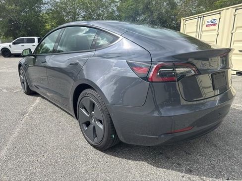 Used 2022 Tesla Model 3 Long Range image 3