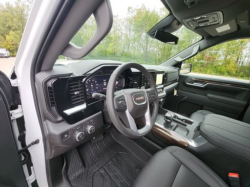 New 2026 GMC Sierra 1500 Elevation w/ Elevation Premium Package image 15