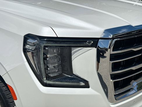 Used 2022 GMC Yukon XL SLT w/ SLT Premium Package AWD/4WD image 32