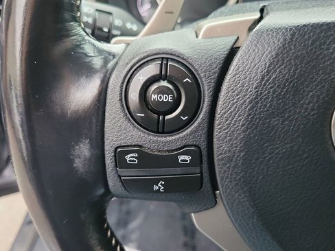 Used 2016 Lexus IS 200t image 24