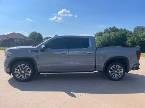 Used 2025 GMC Sierra 1500 Denali w/ Denali Reserve Package AWD/4WD image 8