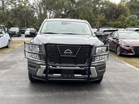 Certified 2023 Nissan Titan SV w/ SV Convenience Package image 3