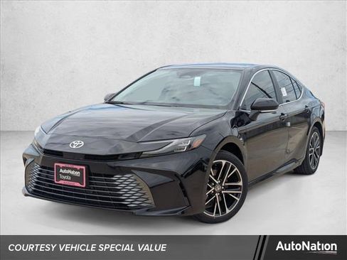 New 2026 Toyota Camry XLE image 1