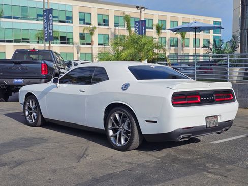 Used 2019 Dodge Challenger GT w/ Plus Package RWD image 5