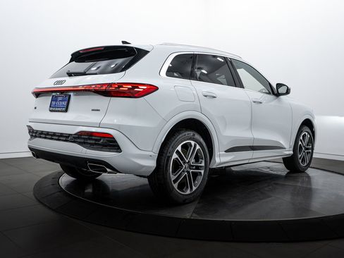 New 2025 Audi Q5 Premium Plus image 4