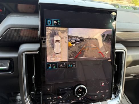 New 2026 GMC Yukon Elevation image 37