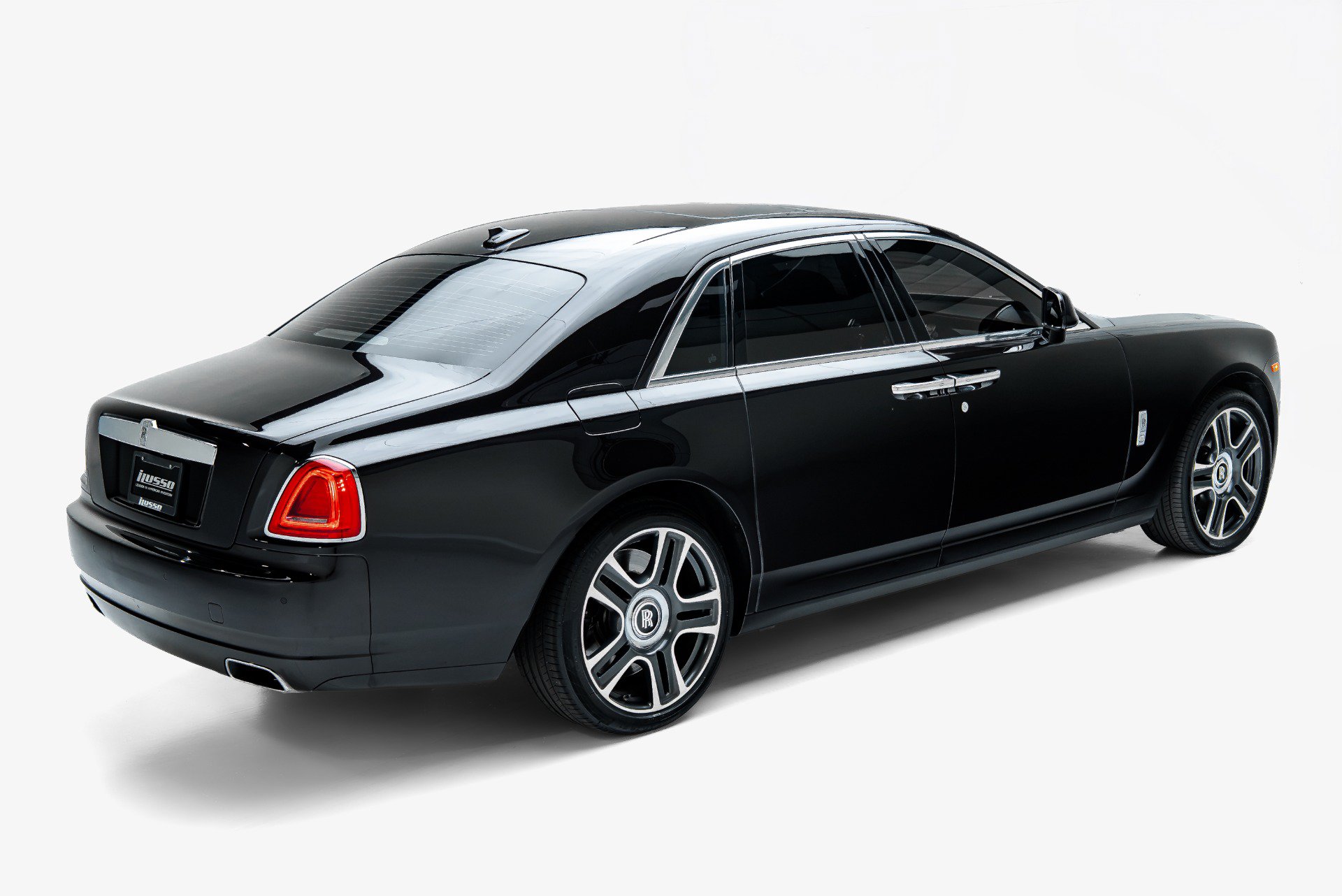 Used 2016 Rolls-Royce Ghost RWD image 13