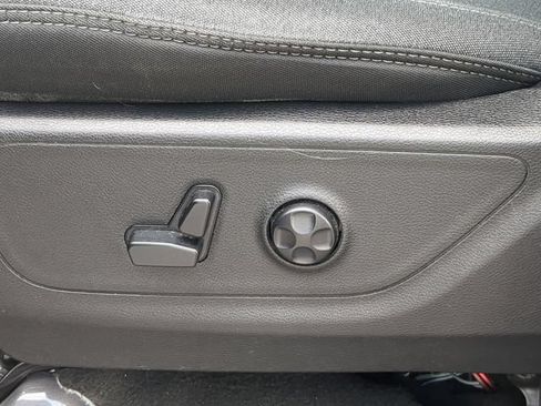 Used 2020 RAM 1500 Big Horn RWD image 22