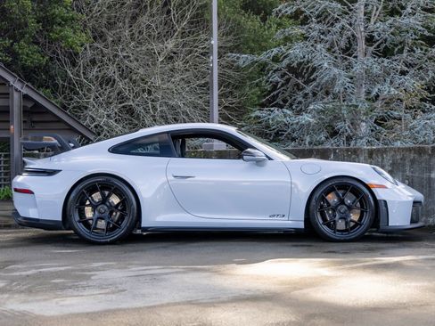 Used 2026 Porsche 911 GT3 image 12