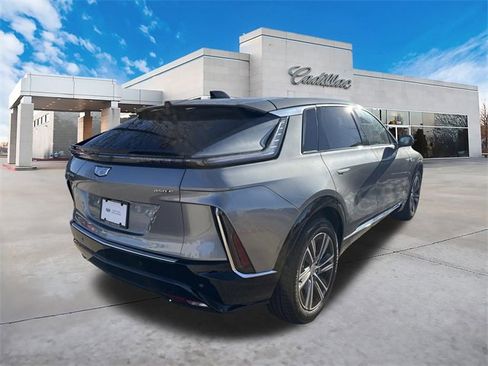 Certified 2024 Cadillac Lyriq Luxury w/ LPO, Floor Liner Package image 3