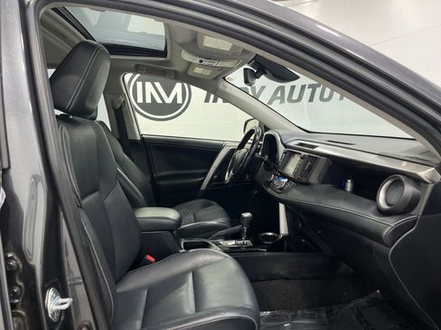 Used 2017 Toyota RAV4 Limited image 31