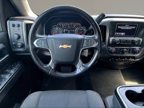 Used 2018 Chevrolet Silverado 1500 LT w/ All Star Edition AWD/4WD image 9