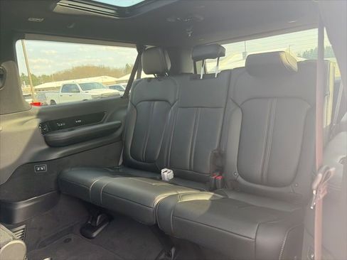 New 2026 Jeep Grand Wagoneer L Summit w/ Premium Group III AWD/4WD image 18