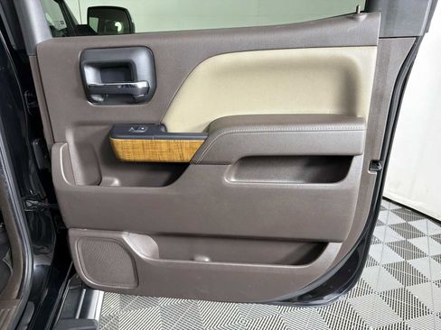 Used 2015 GMC Sierra 1500 SLT w/ SLT Crew Cab Value Package image 14