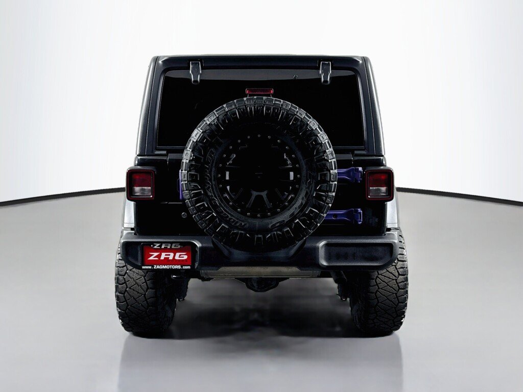 Used 2018 Jeep Wrangler Unlimited Sport S AWD/4WD image 4