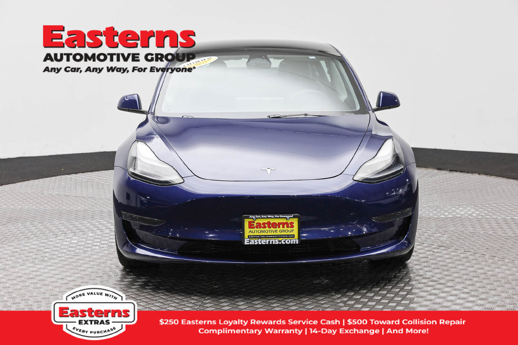 Used 2023 Tesla Model 3 Standard Range RWD image 3