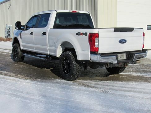 Used 2019 Ford F250 XL w/ STX Appearance Package image 8