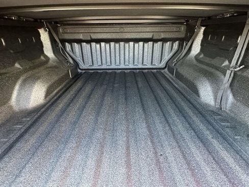 Certified 2024 Chevrolet Colorado Z71 w/ Z71 Convenience Package 2 image 8