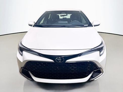 Used 2024 Toyota Corolla XSE FWD image 2