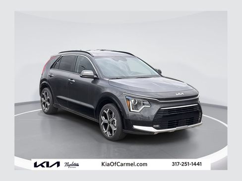 Used 2025 Kia Niro EX Touring FWD image 1