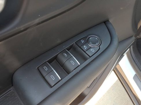 Used 2026 Buick Enclave Sport Touring FWD image 17