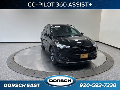 Certified 2023 Ford Escape ST-Line Select w/ Tech Pack #1 AWD/4WD image 4