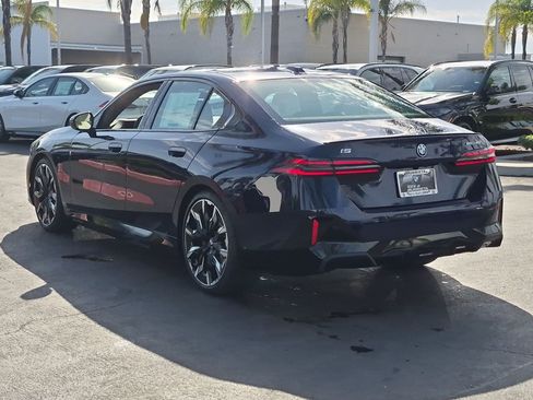 New 2027 BMW i5 eDrive40 w/ M Sport Package RWD image 8