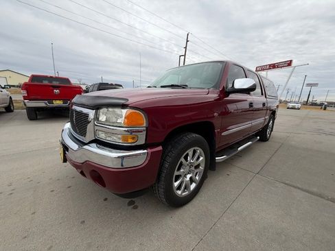 Used 2007 GMC Sierra 1500 SLE w/ Sierra Special Edition image 4