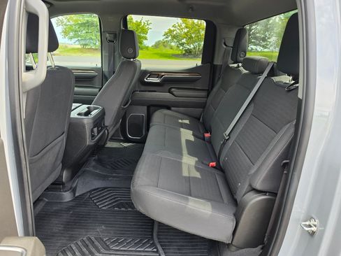 Used 2024 Chevrolet Silverado 1500 LT AWD/4WD image 22