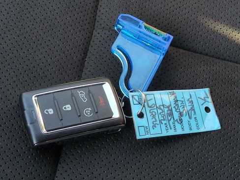 Used 2024 Jeep Grand Cherokee Altitude image 34