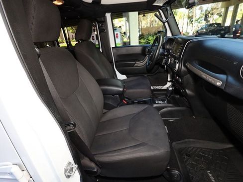 Used 2017 Jeep Wrangler Unlimited Sport w/ Quick Order Package 24S image 27